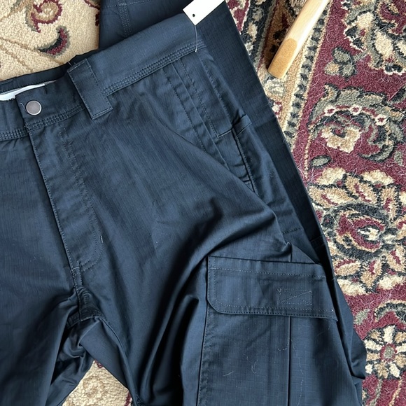 Amazon Essentials nylon pant - Picture 3 of 6